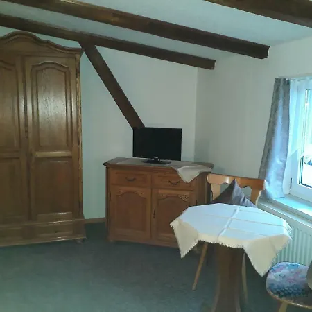 Richnow's Bett Und Bike Ehem. Landgasthof 3*