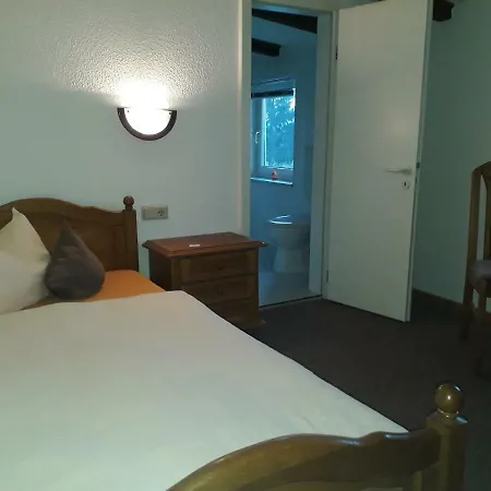 Richnow's Bett Und Bike Ehem. Landgasthof Gasthuis Zittau