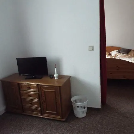 Richnow's Bett Und Bike Ehem. Landgasthof 3* ציטאו