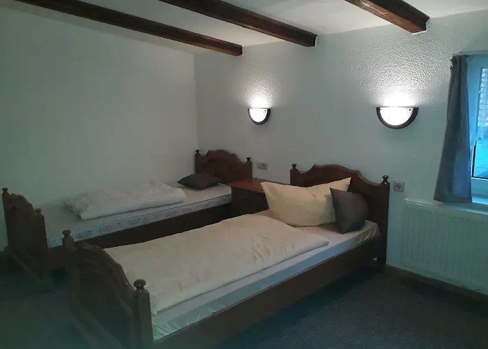 Richnow's Bett Und Bike Ehem. Landgasthof بيت ضيافة 3*