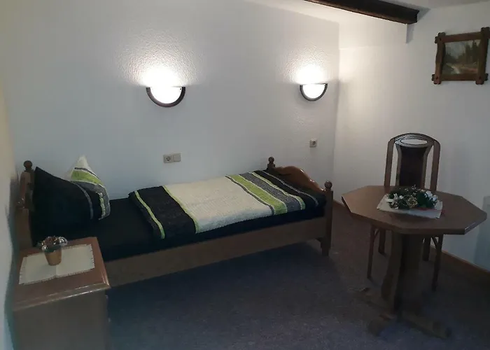 Richnow's Bett Und Bike Ehem. Landgasthof 3* تسيتاو