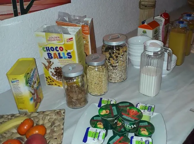 بيت ضيافة Richnow's Bett Und Bike Ehem. Landgasthof 3*